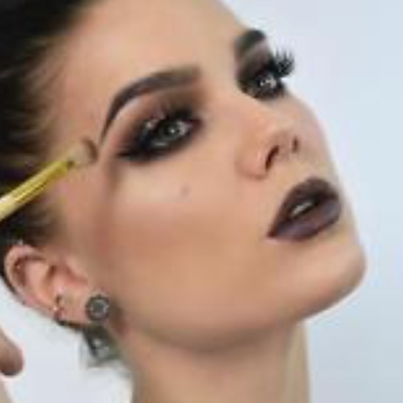 🌟🧚♀️PIAF Kat Von D DISCONTINUED Studded Kiss Lipstick NWT - Picture 3 of 6